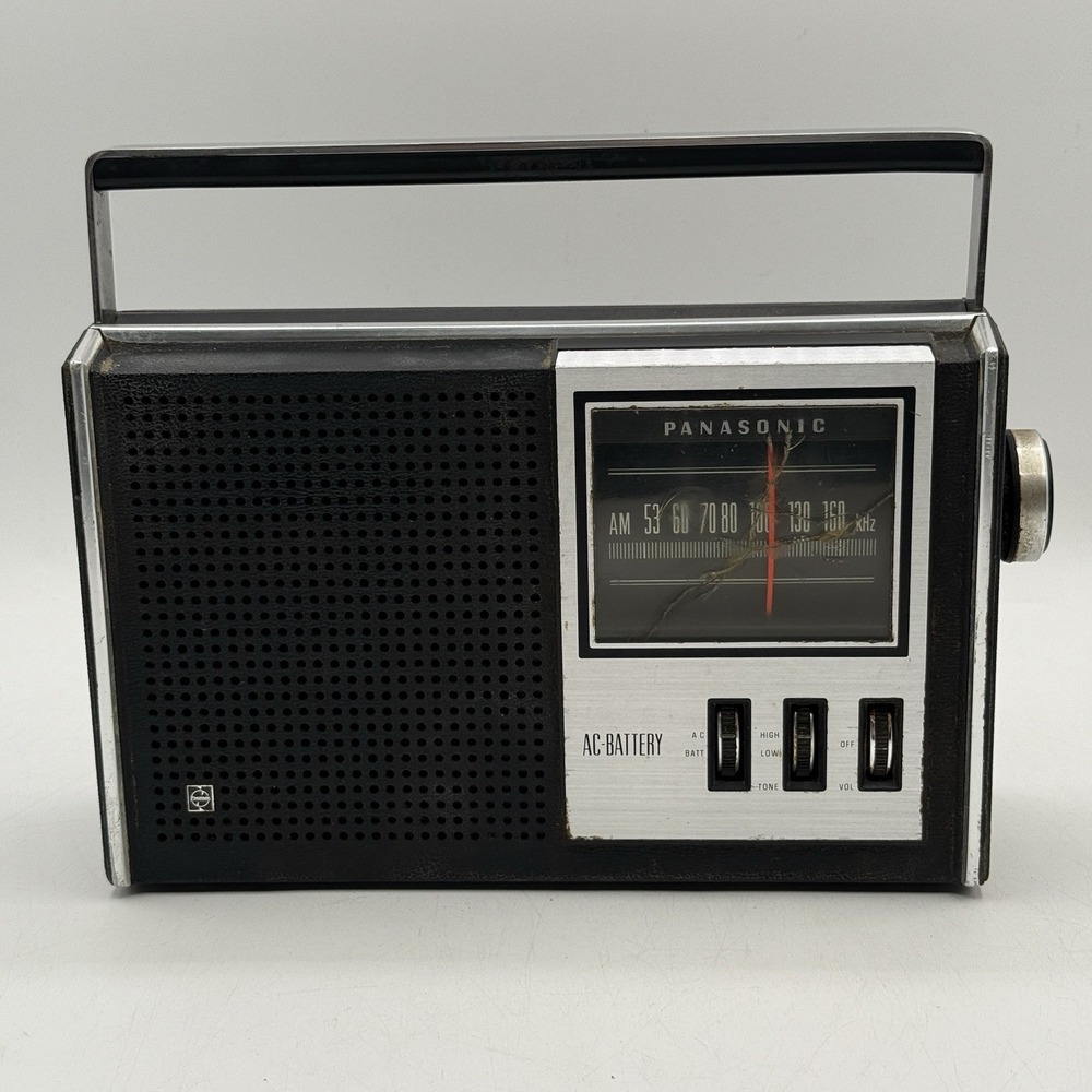 Vintage Panasonic AM‎ Radio Model R-1551 Made in Japan Tested Working READ